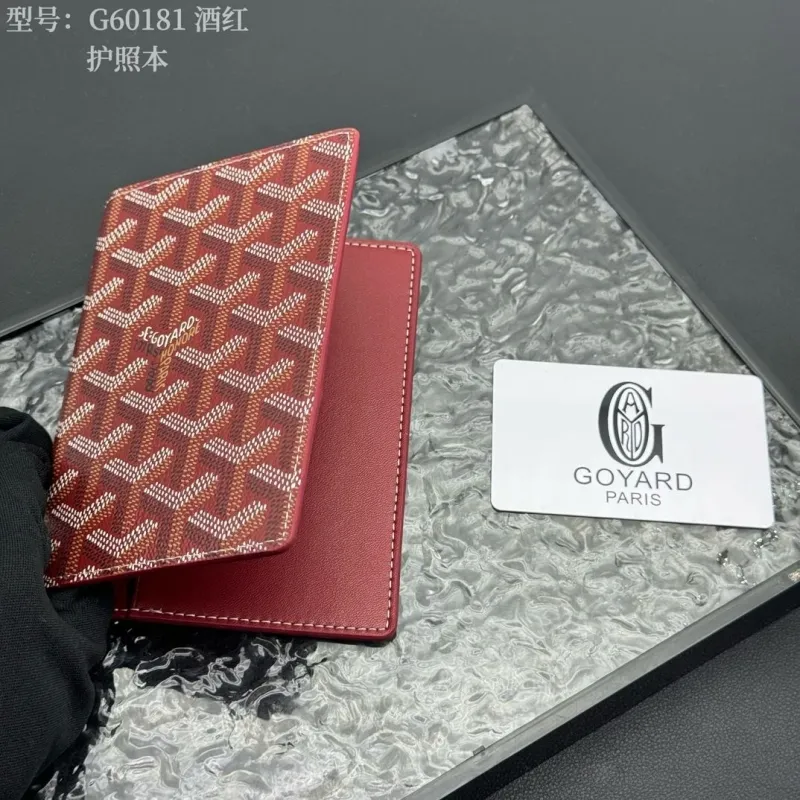 Goyard G60181 Burgundy Passport Holder - Image 9