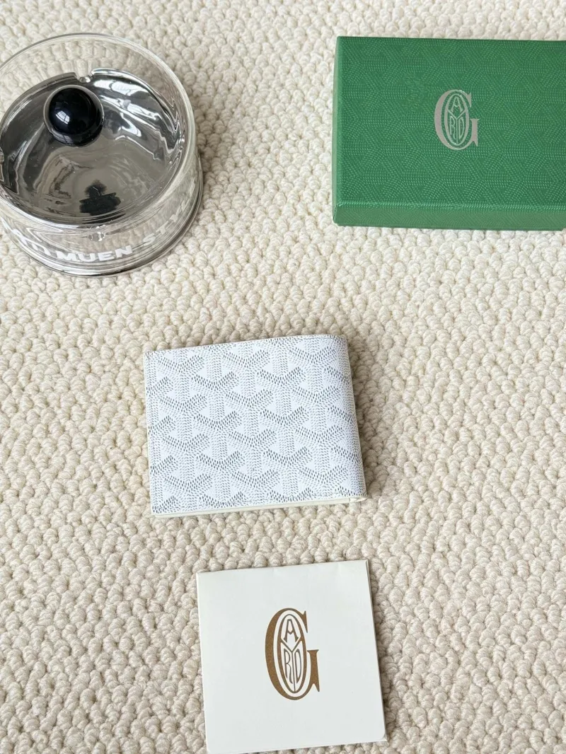 Alternative view of Goyard Wallets-44