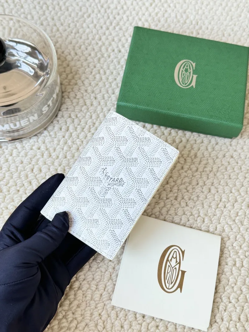 Goyard White Bi-fold Leather Wallet