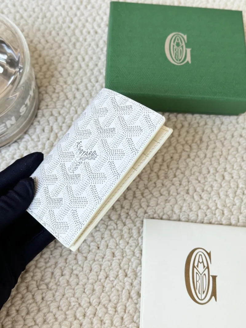 Goyard White Bi-fold Leather Wallet - Image 3