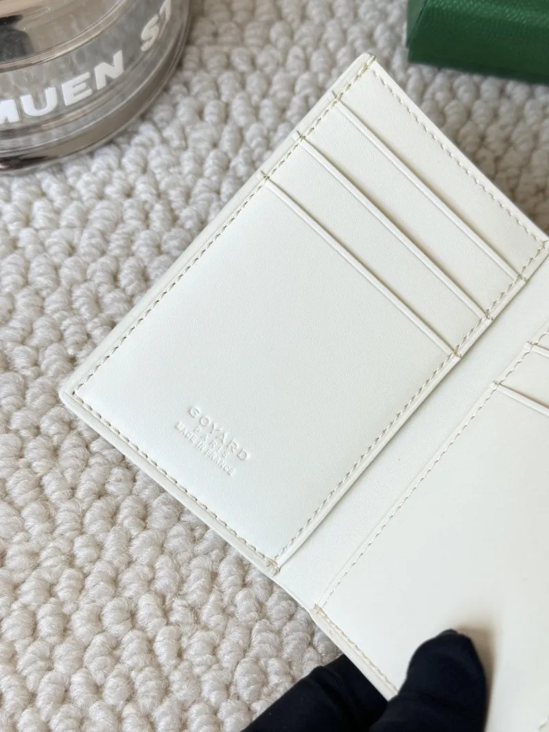 Goyard White Bi-fold Leather Wallet - Image 5