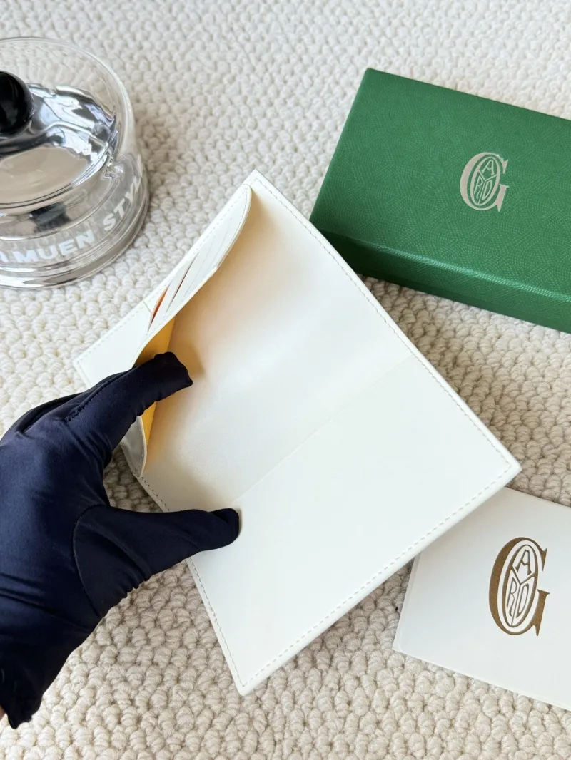 Goyard White Wallet Model 71 - Image 6