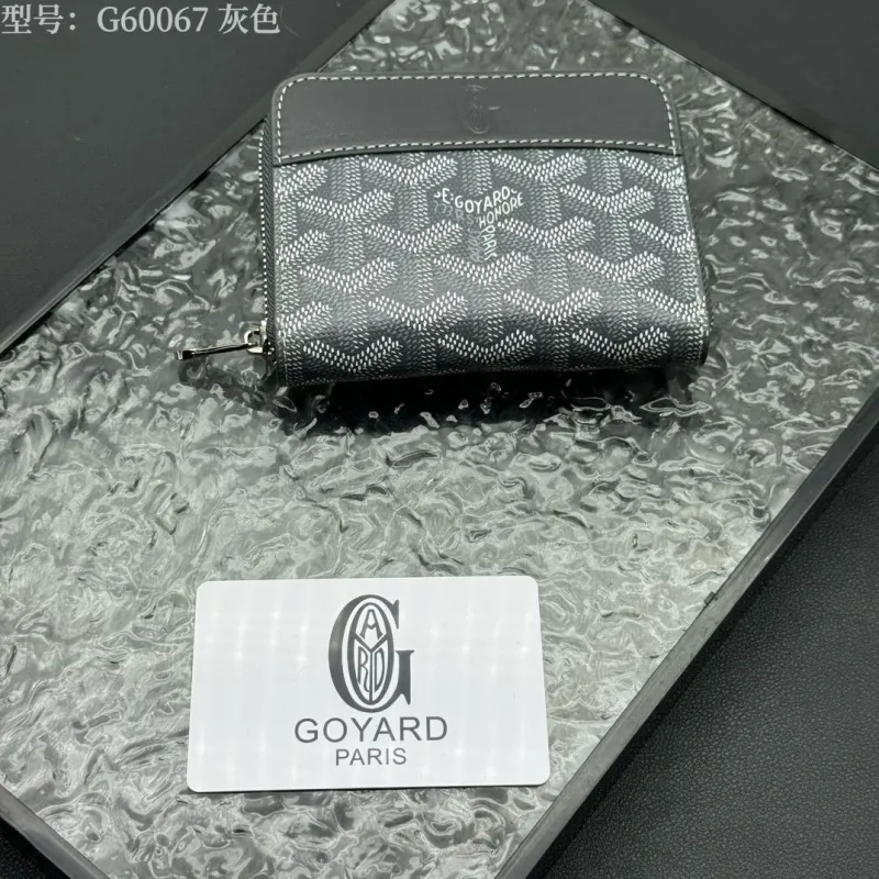 Goyard G60067 Gray Zip Wallet