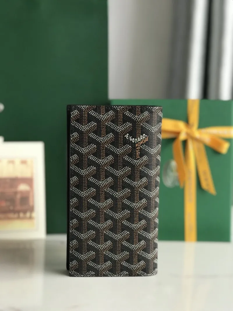 Alternative view of Goyard Wallets-377