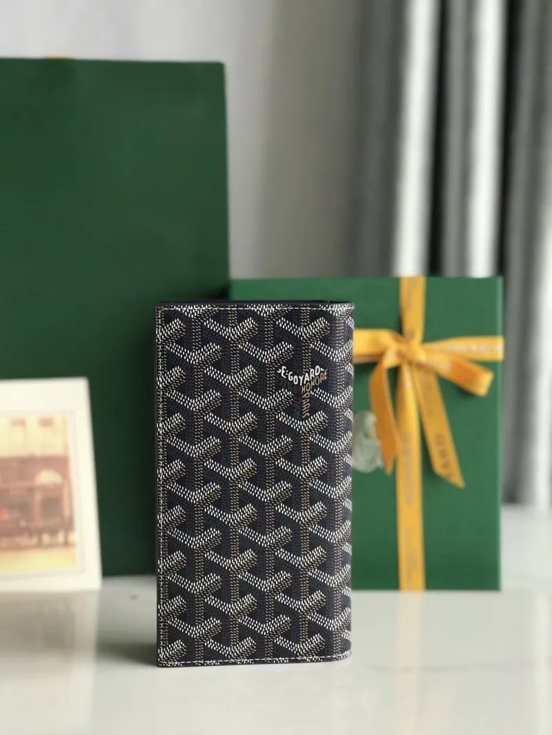Alternative view of Goyard Wallets-379