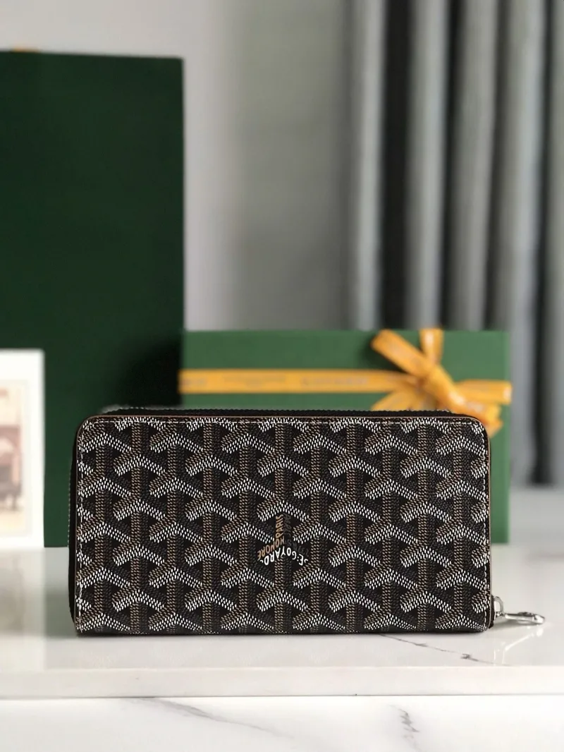 Alternative view of Goyard Wallets-457