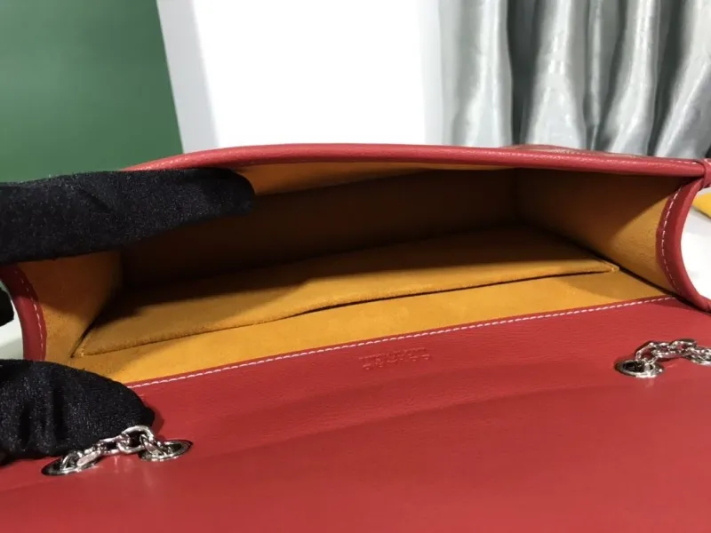 Goyard Red Chain Shoulder Bag 494 - Image 6