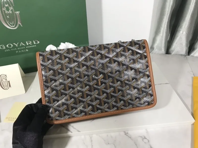 Goyard Brown Trim Chain Shoulder Bag - Image 5
