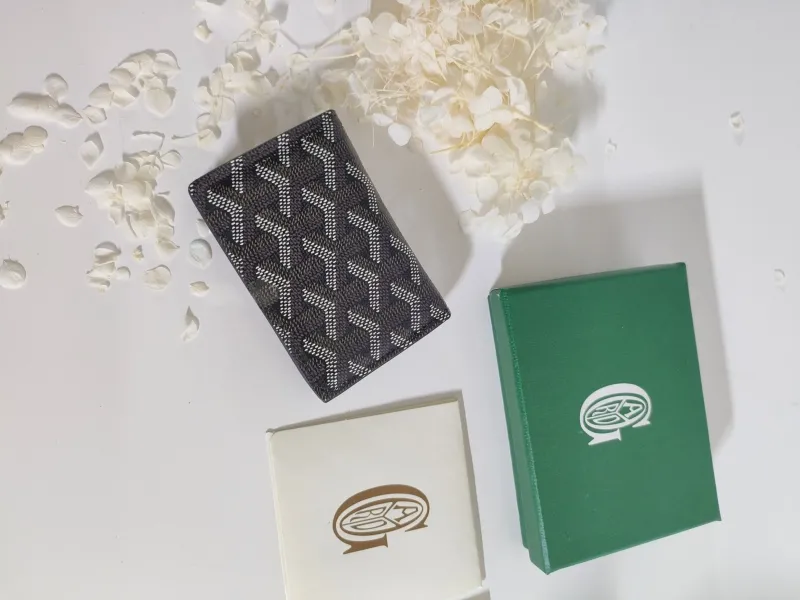 Alternative view of Goyard Wallets-569