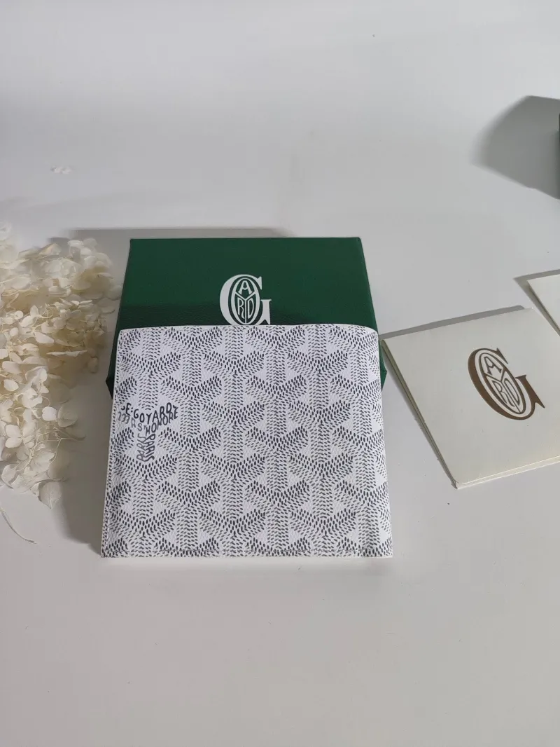 Alternative view of Goyard Wallets-597