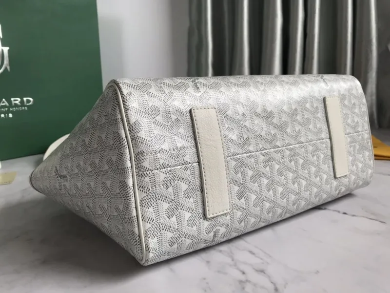 Goyard White Rouette Tote Bag - Image 4