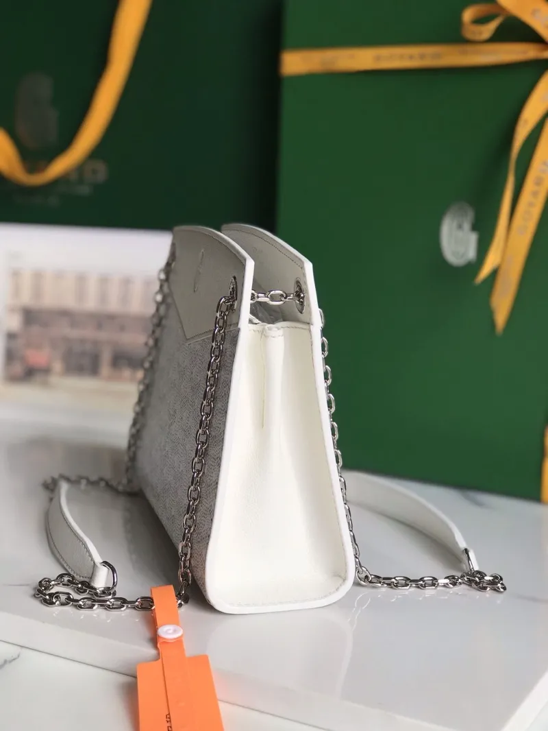 Goyard White Rouette Shoulder Bag - Image 4