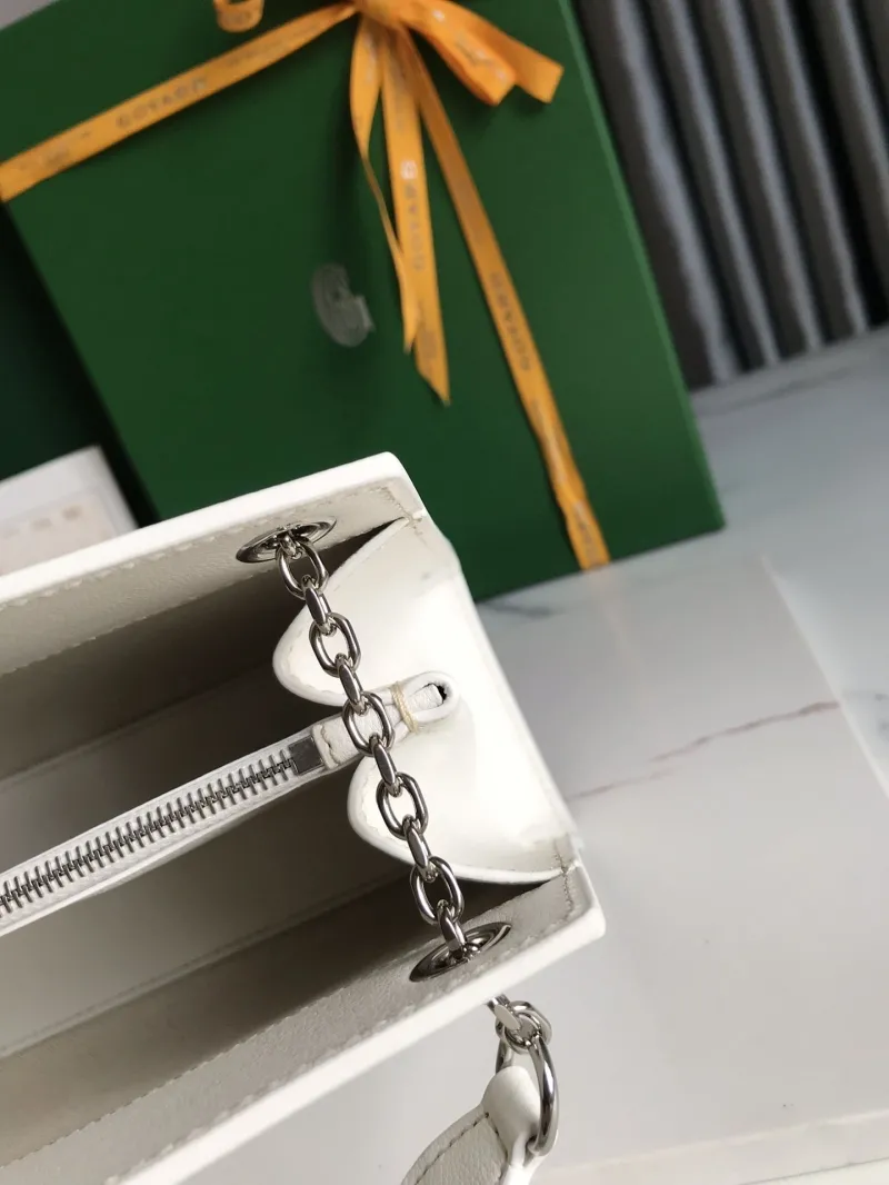 Goyard White Rouette Shoulder Bag Size 36 - Image 9