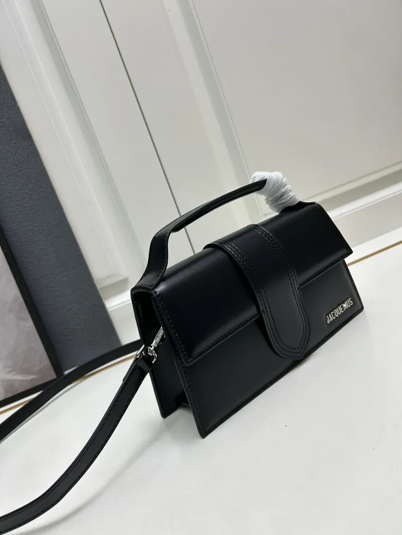 Alternative view of Jacquemus Satchel Bags-23