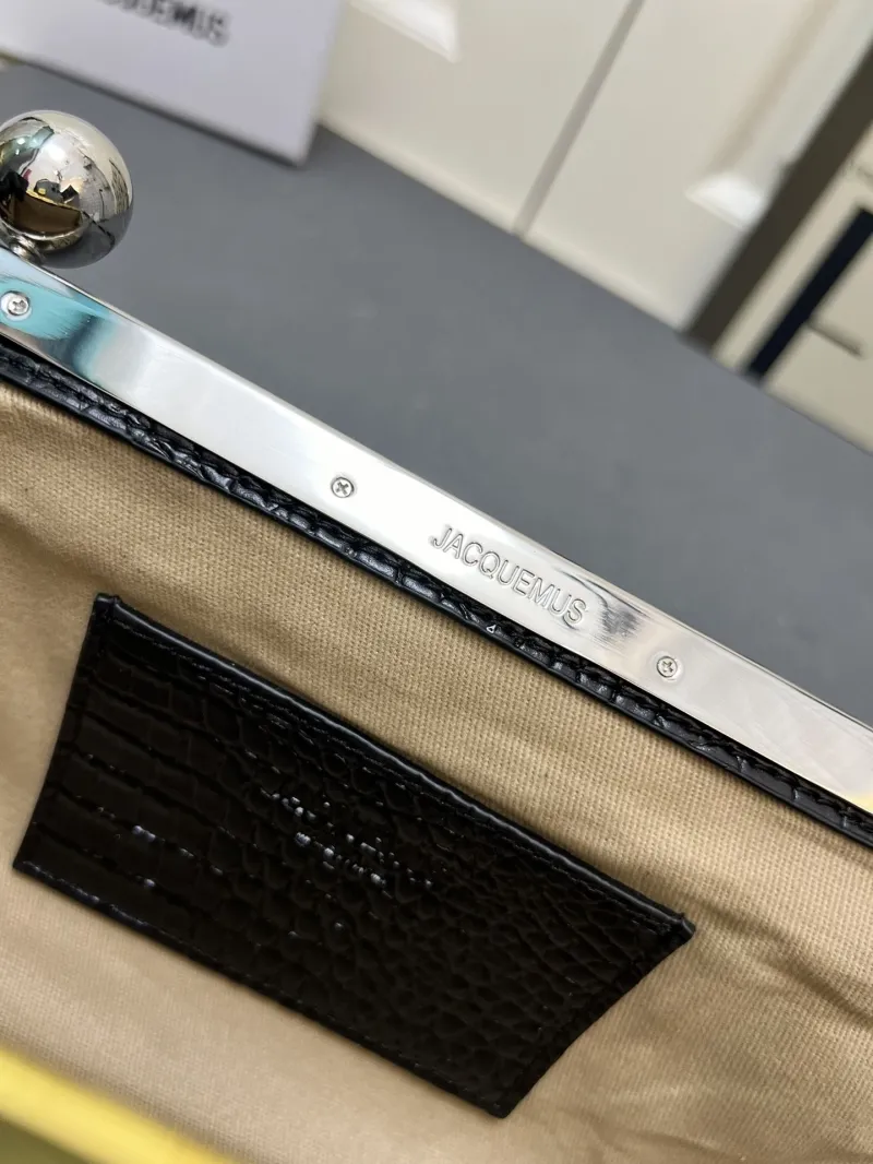 Alternative view of Jacquemus Top Handle Bags-13