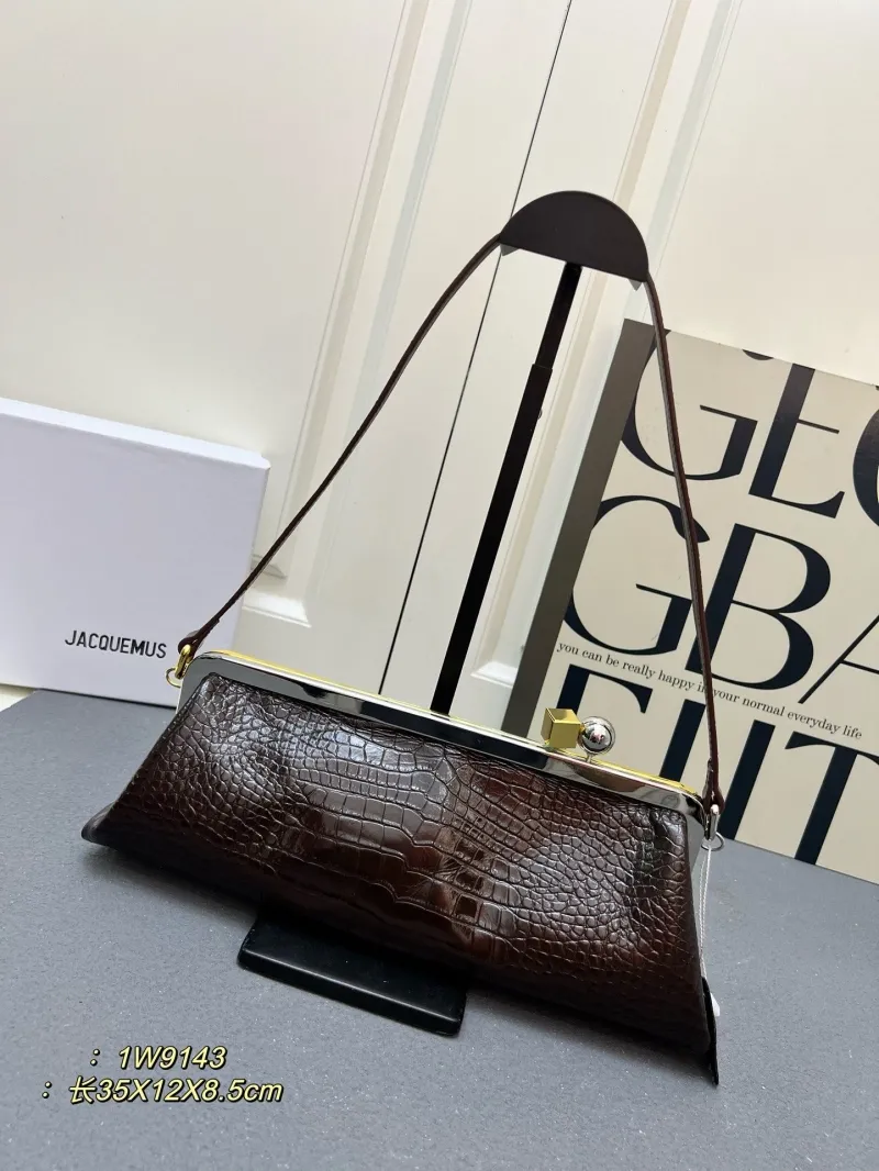 Alternative view of Jacquemus Top Handle Bags-14