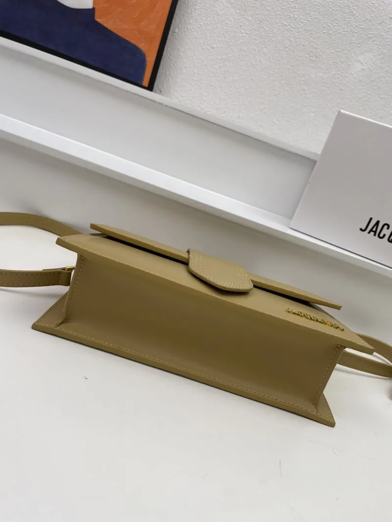 Jacquemus Olive Green Top Handle Crossbody Bag - Image 7