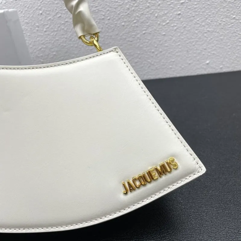 Jacquemus Cream White Top Handle Bag 661 - Image 4