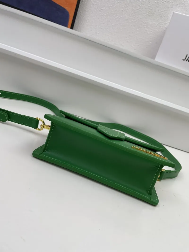 Jacquemus Green Top Handle Crossbody Bag - Image 7