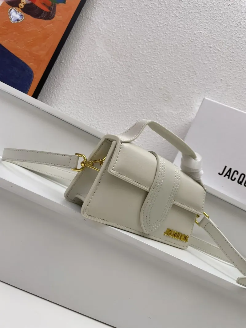 Alternative view of Jacquemus Top Handle Bags-115