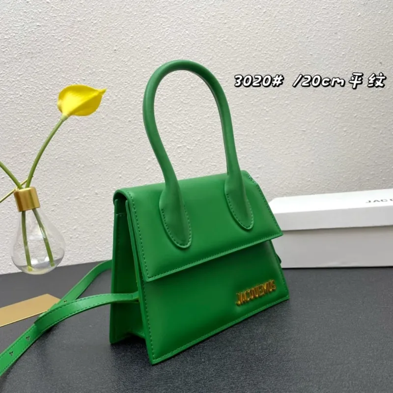Alternative view of Jacquemus Green Top Handle Bag 3020 20cm