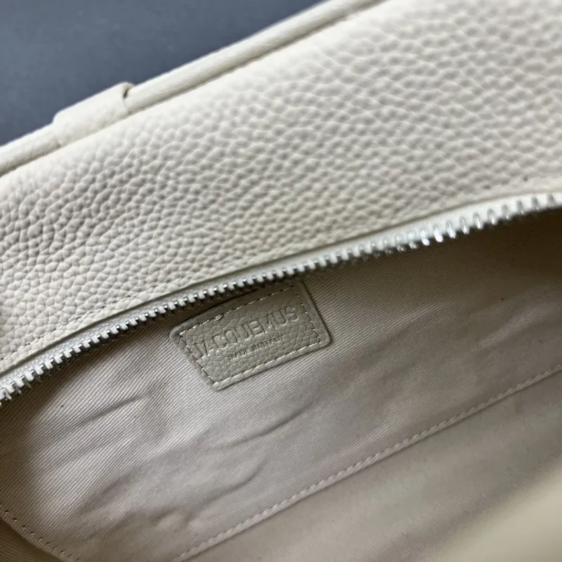 Alternative view of Jacquemus Cream Top Handle Crossbody Bag