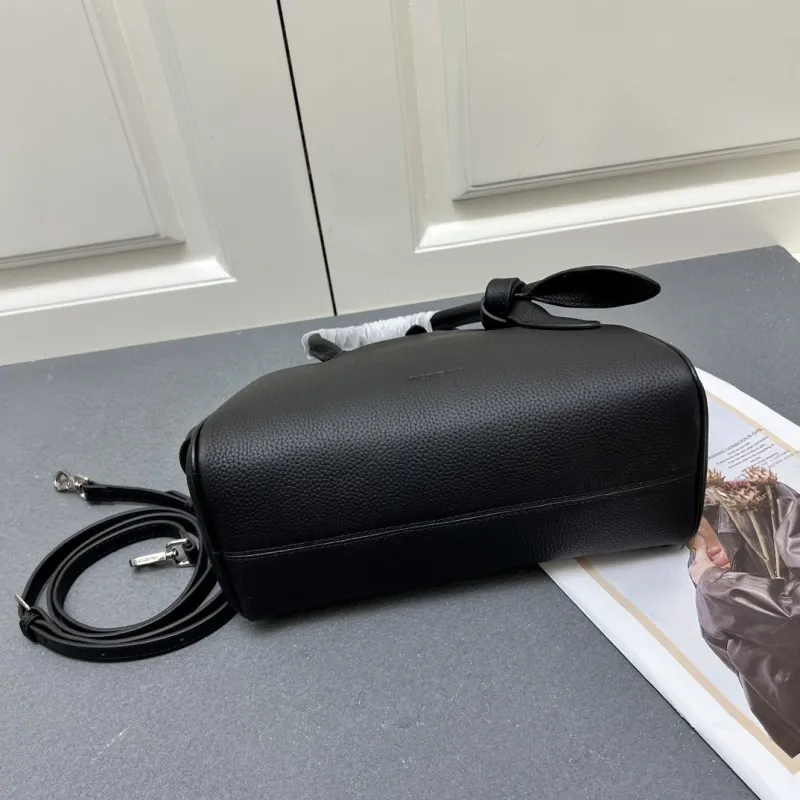 Jacquemus Black Leather Top Handle Crossbody Bag - Image 7