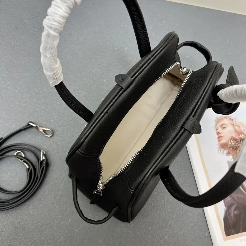 Jacquemus Black Leather Top Handle Crossbody Bag - Image 10