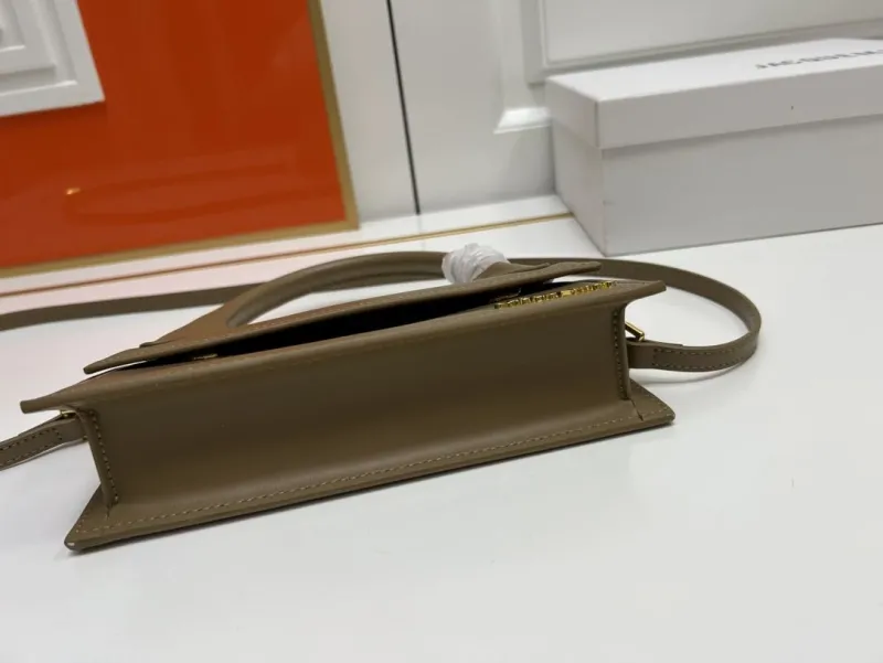 Jacquemus Brown Top Handle Crossbody Bag 171 - Image 7