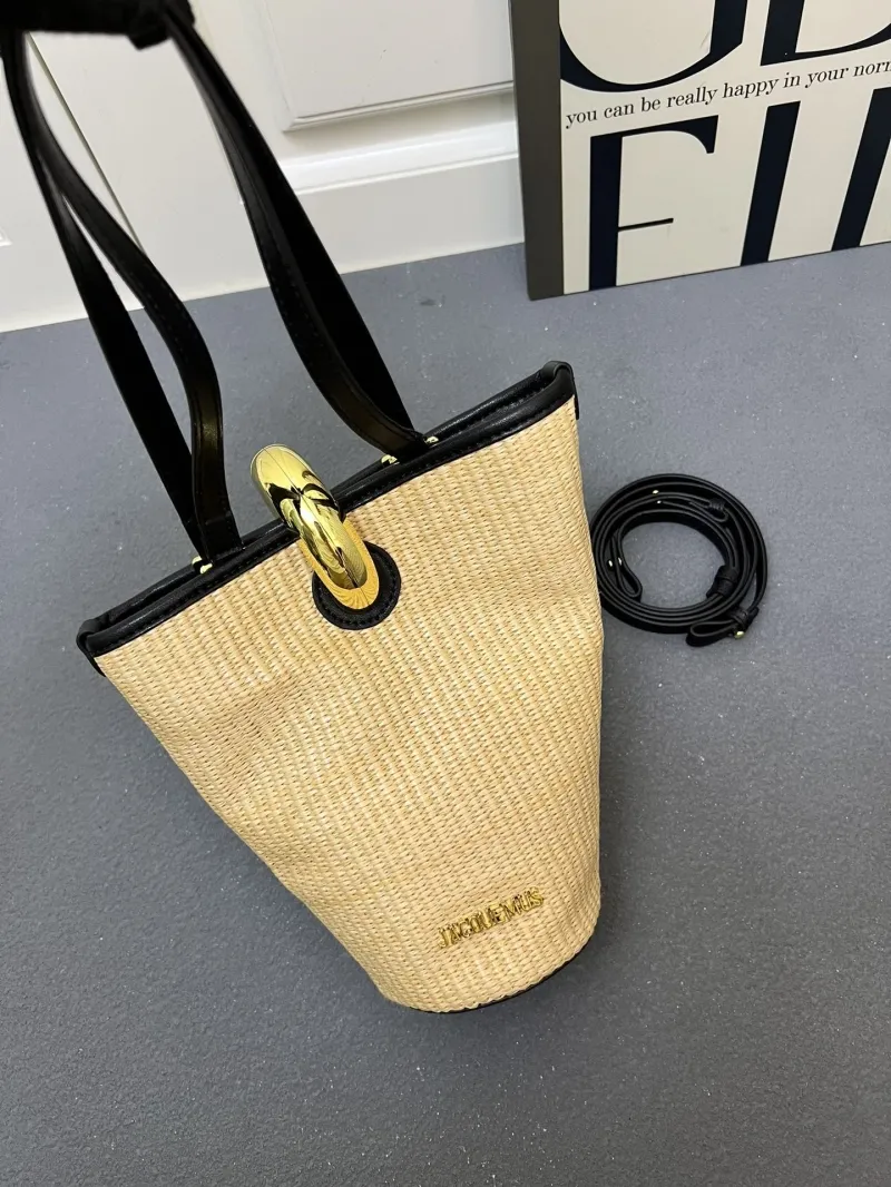 Jacquemus Beige Straw Bucket Bag - Image 4