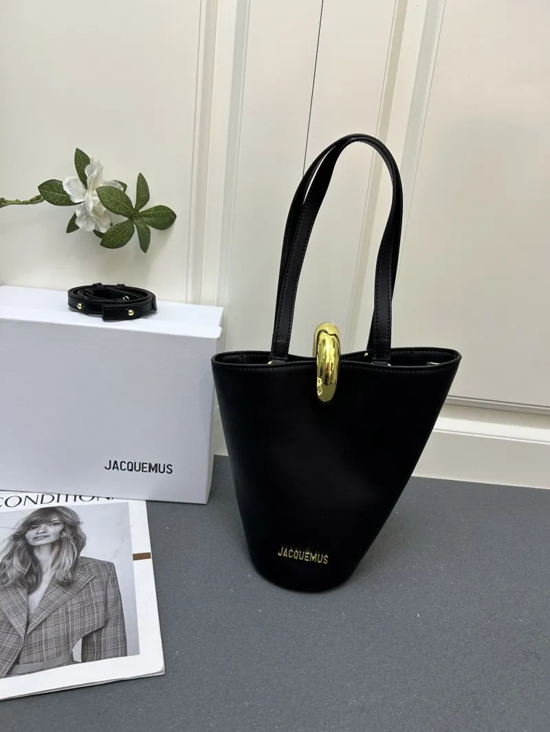 Jacquemus Bucket Bags-3