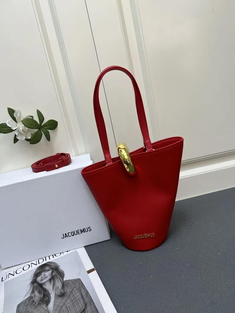 Jacquemus Bucket Bags-5