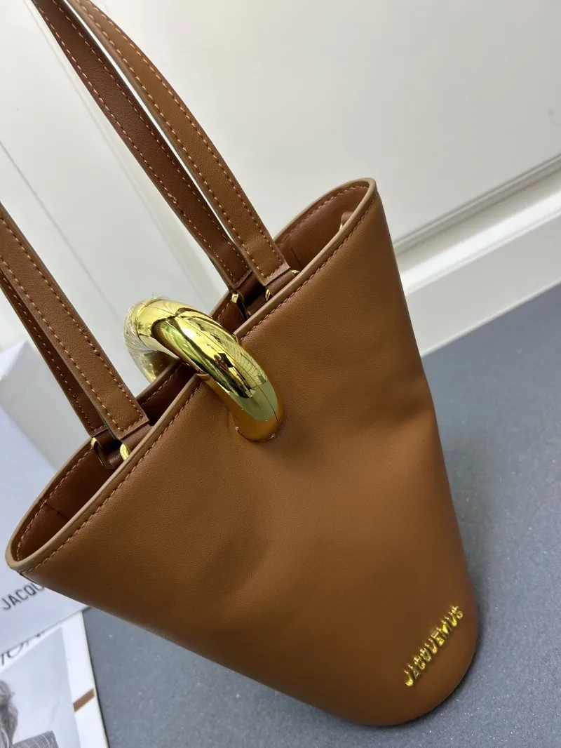 Jacquemus Brown Leather Bucket Bag - Image 4