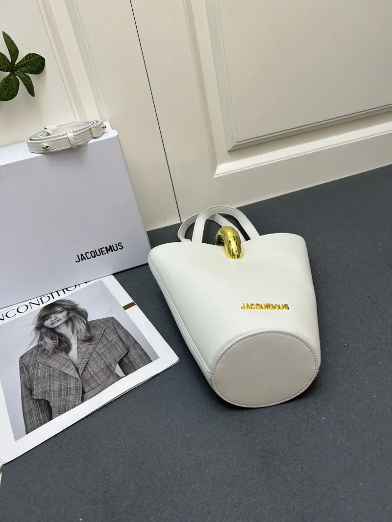Jacquemus White Leather Bucket Bag - Image 7