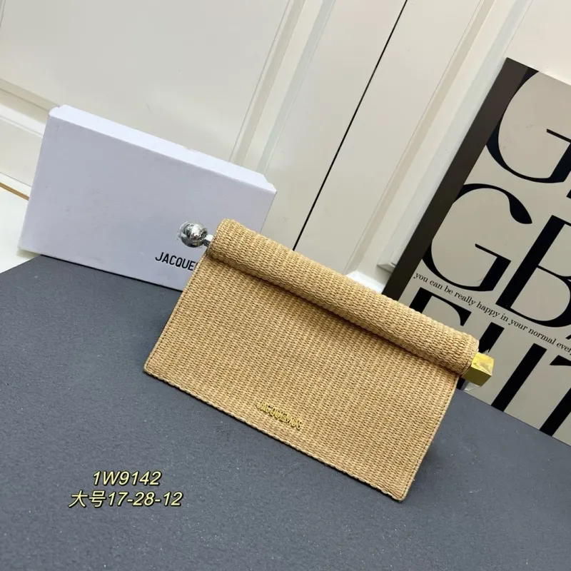 Jacquemus Clutch Bags-2