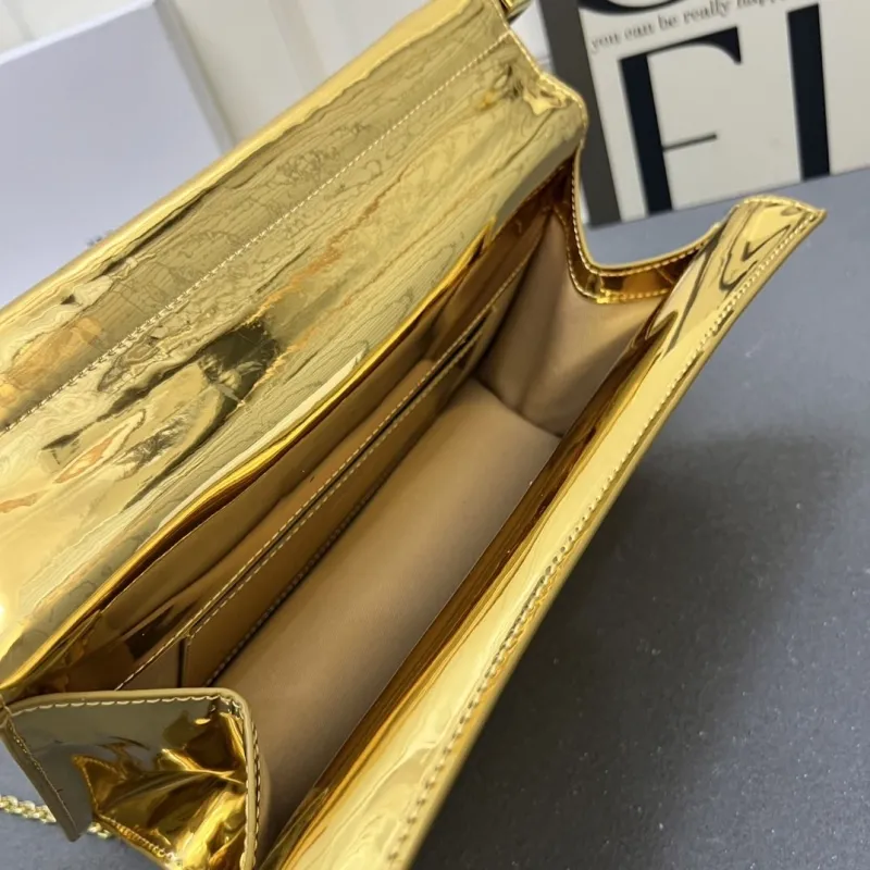 Alternative view of Jacquemus Clutch Bags-3