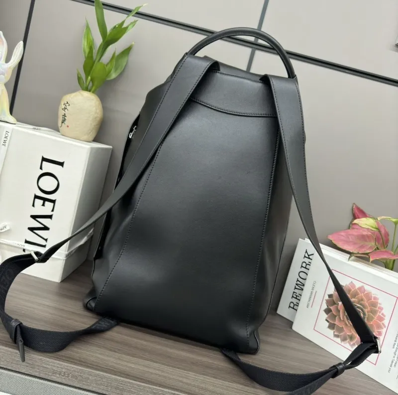 LOEWE Black Leather Drawstring Backpack - Image 3