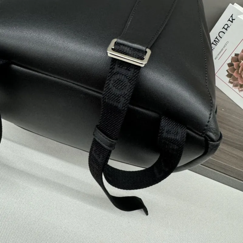 LOEWE Black Leather Drawstring Backpack - Image 7