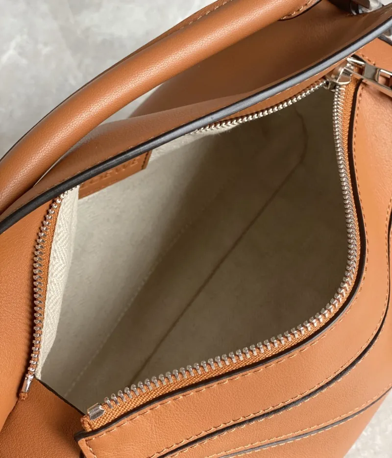 Loewe Tan Leather Puzzle Handbag - Image 7