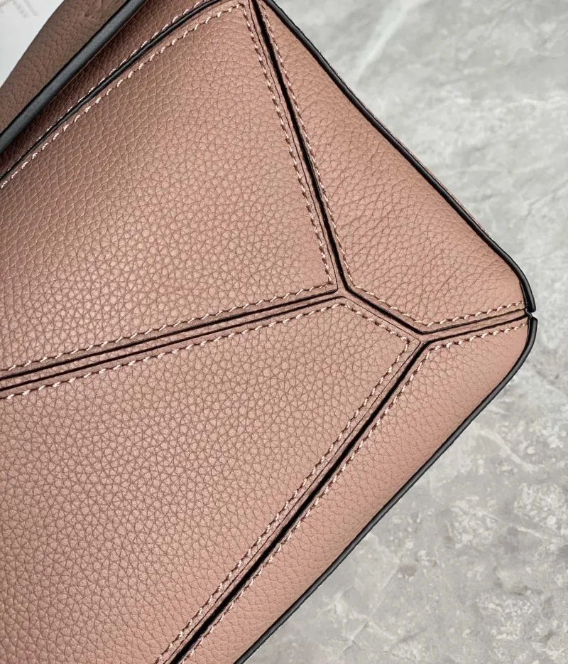 Loewe Blush Pink Leather Crossbody Handbag - Image 6