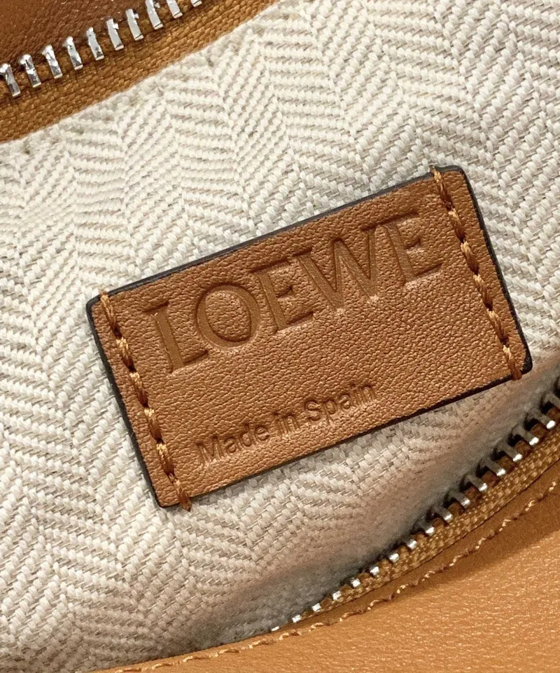 LOEWE Tan Puzzle Leather Handbag - Image 8