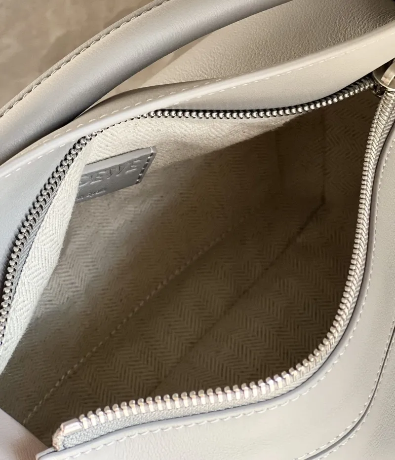 Loewe Gray Puzzle Shoulder Handbag - Image 6