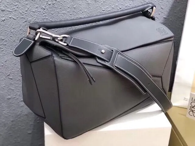 Alternative view of Loewe Handle Bags-23