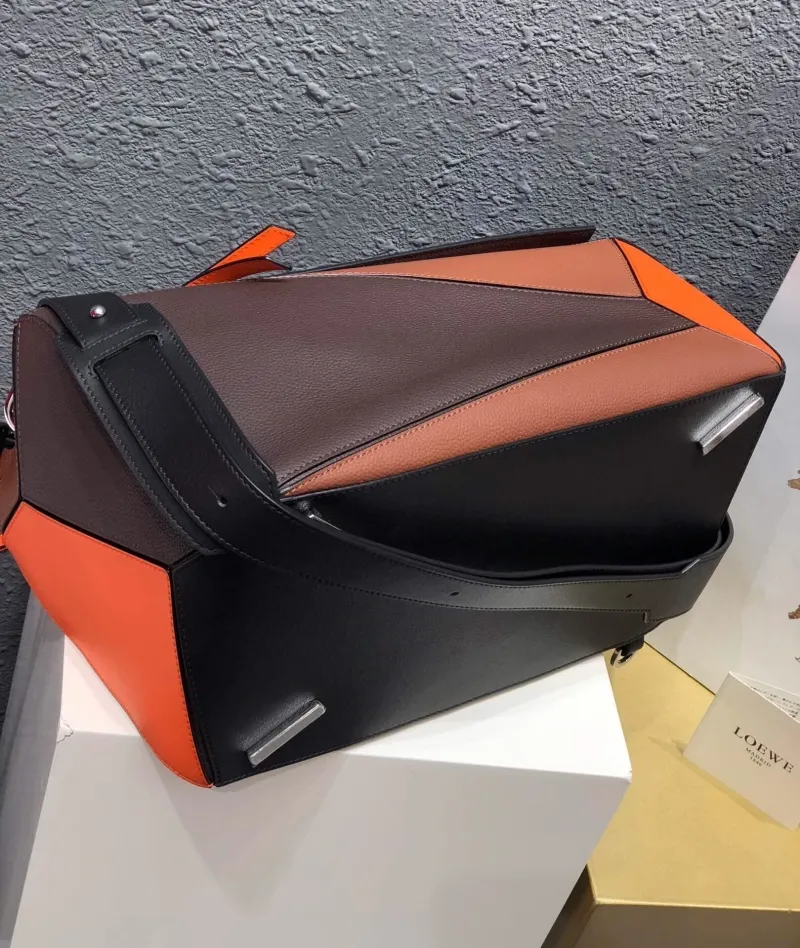 LOEWE Brown Orange Leather Shoulder Bag Size 25 - Image 7