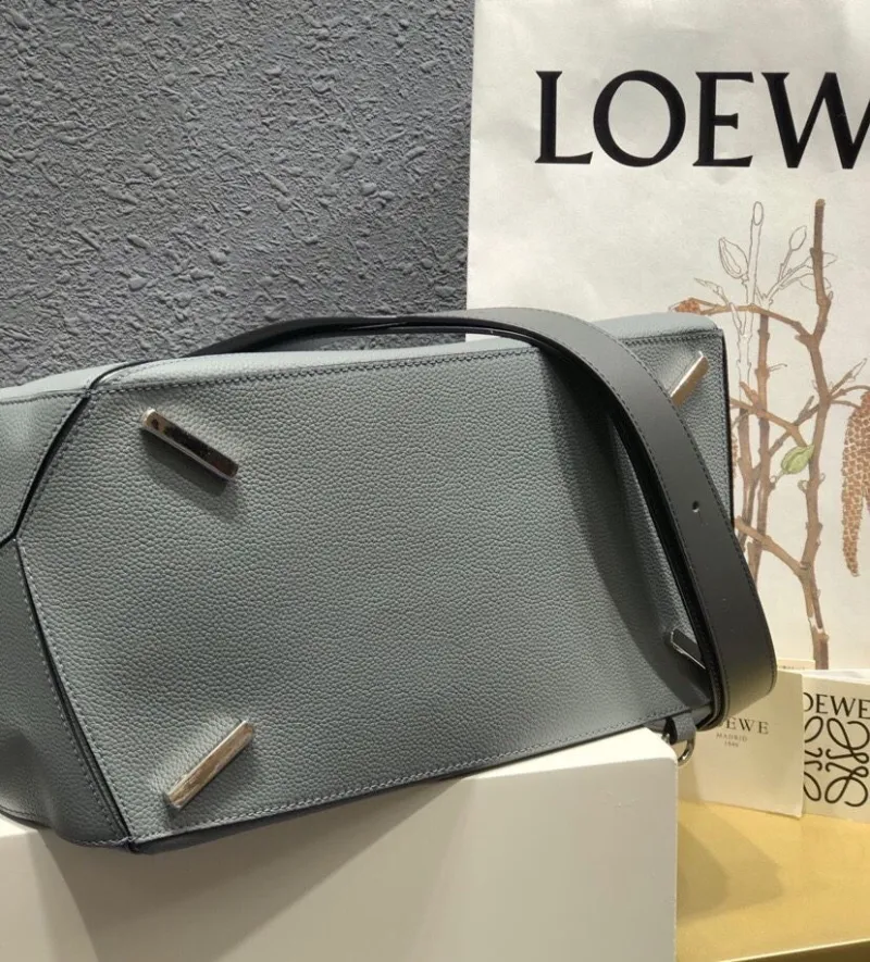 Loewe Gray Leather Hobo Shoulder Bag - Image 6