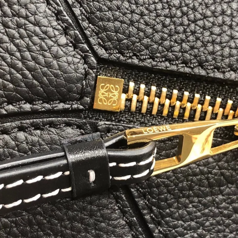LOEWE Black Leather Handle Bag 33 - Image 6