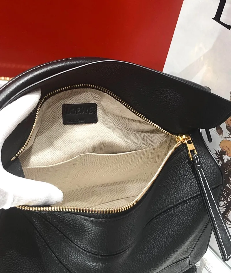 LOEWE Black Leather Handle Bag 33 - Image 8