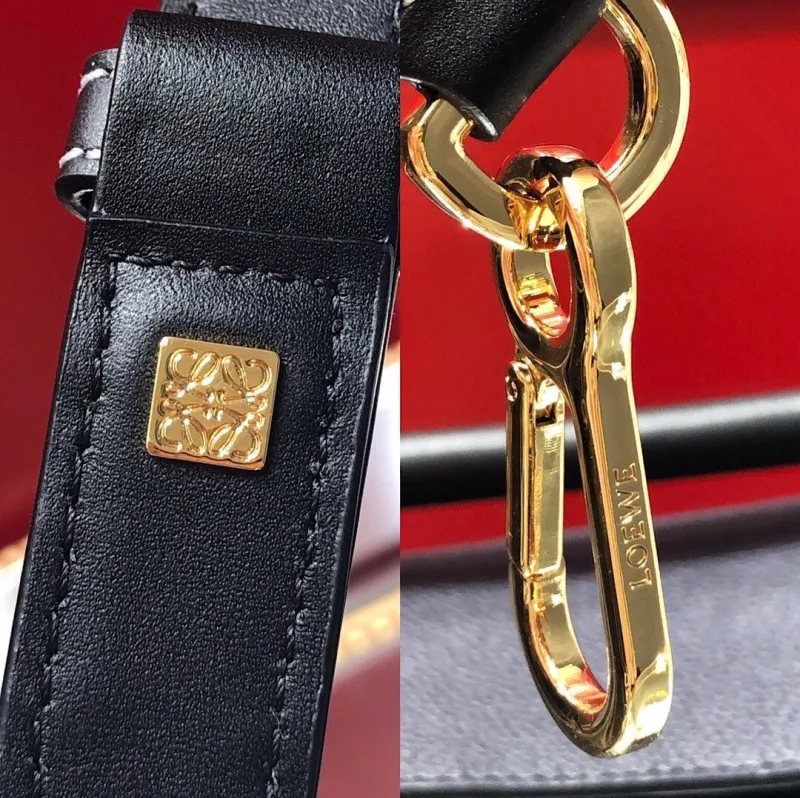LOEWE Black Leather Handle Bag 33 - Image 9