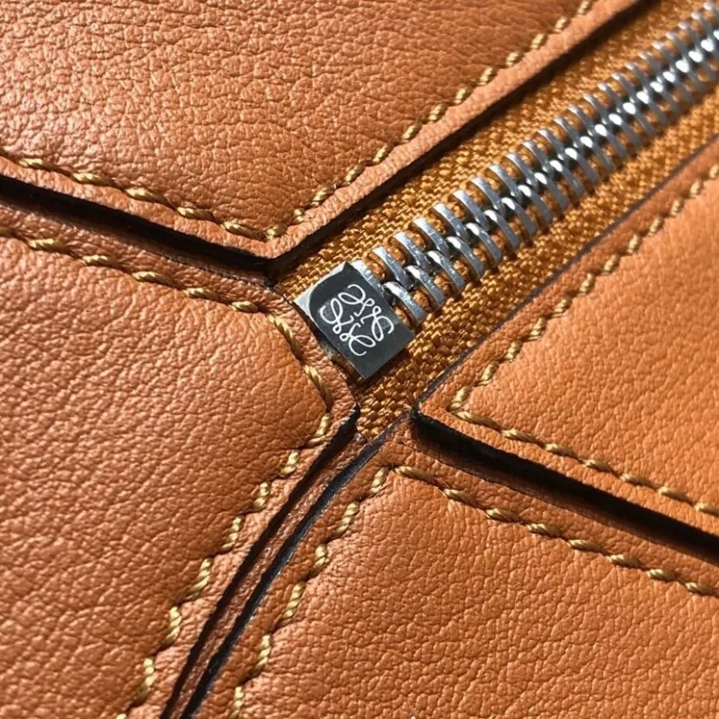 LOEWE Tan Leather Puzzle Shoulder Bag - Image 5