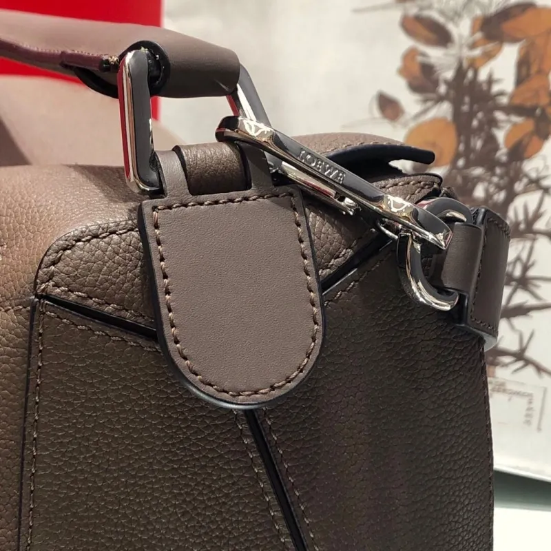 LOEWE Taupe Leather Puzzle Shoulder Bag - Image 5